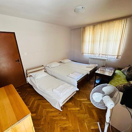 Несебър, Къща Със Стаи Под Наем Всяка Със Самостоятелна Баня, Тоалетна И Тераса Само На 400Метра От Двата Плажа В Несебър Luaran gambar